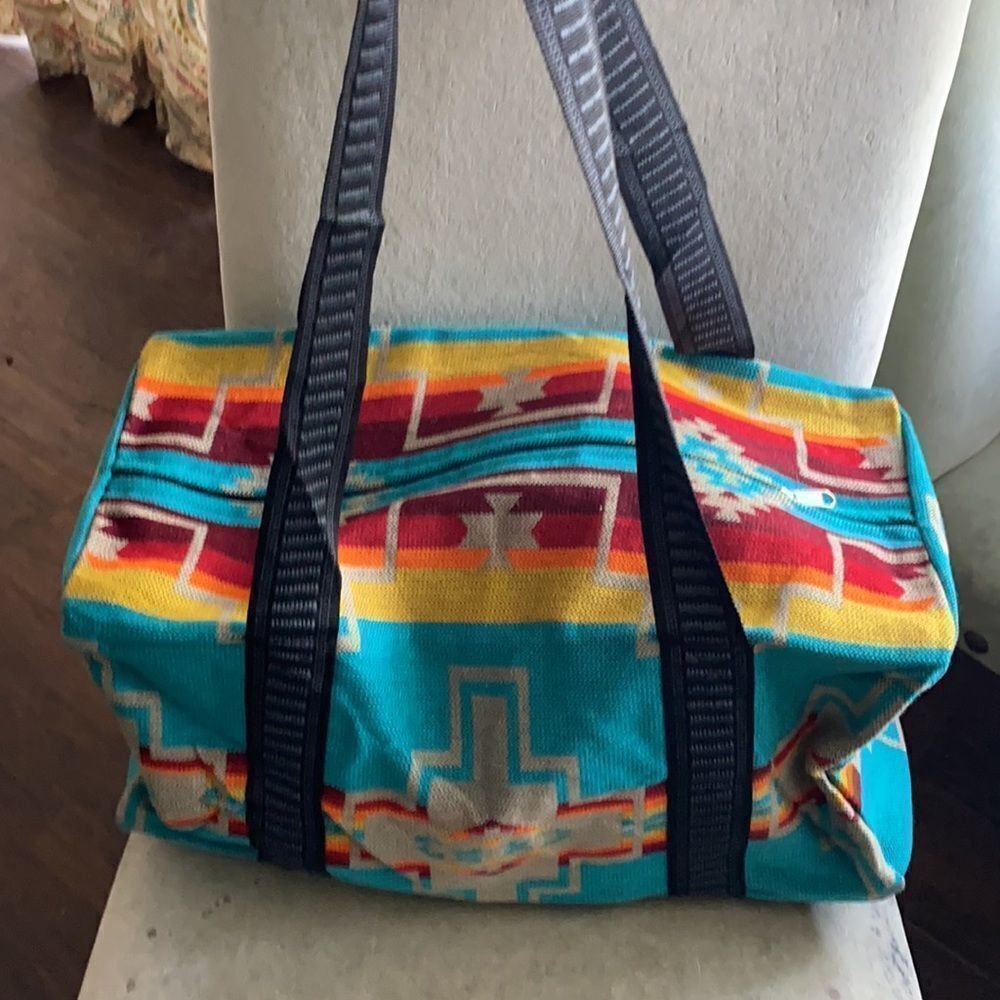Santa Fe Style Duffel Bag - Picture 4 of 5